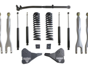 2023-2026 F-250/F-350 4WD DIESEL 2.5" COIL SPRING LEVELING KIT W/ 4-LINKS (MAX TRAC SHOCKS)