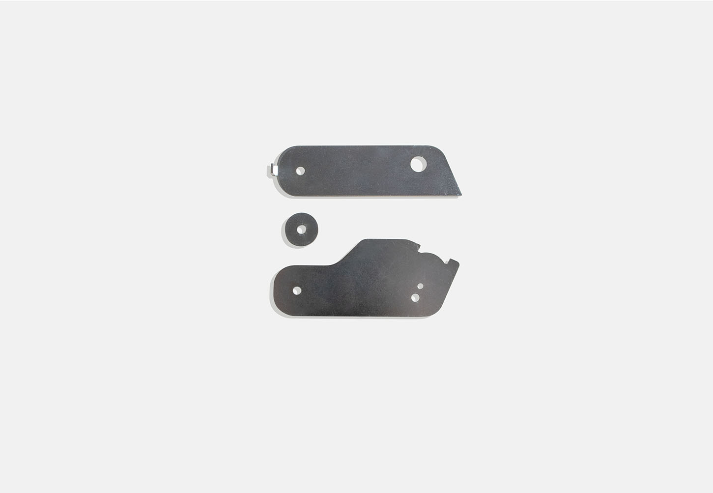 2019-2026 SILVERADO/SIERRA 1500 2WD/4WD REAR SENSOR BRACKET (ADAPTIVE RIDE MODELS)